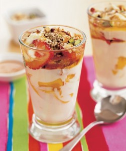 Coppa di Yogurt Muesli e Frutta